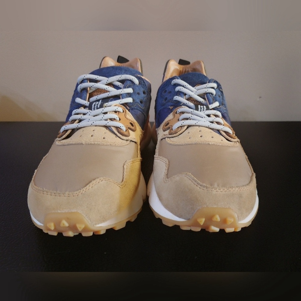Flower Mountain (Free People) sneakers LIKE NEW Size 8